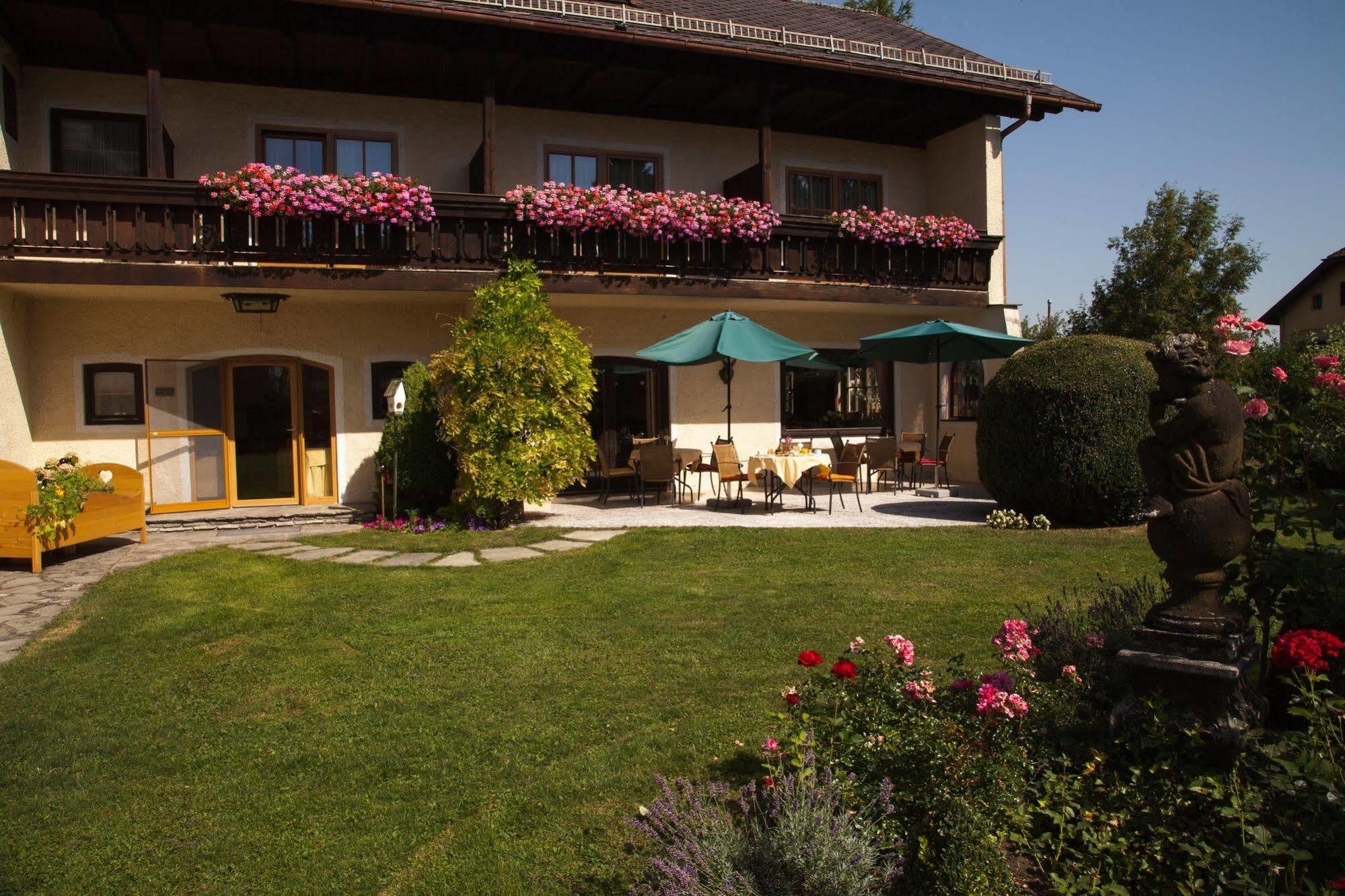 Garten - Hotel Sallerhof グレーディヒ エクステリア 写真